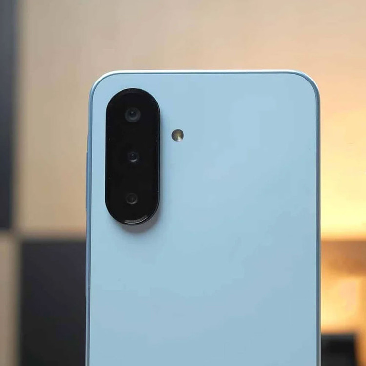 گوشی موبایل سامسونگ مدل Galaxy A17 4G دو سیم کارت ظرفیت 256 گیگابایت و رم 8 گیگابایت - ویتنام - به همراه شارژر 25 وات سامسونگ