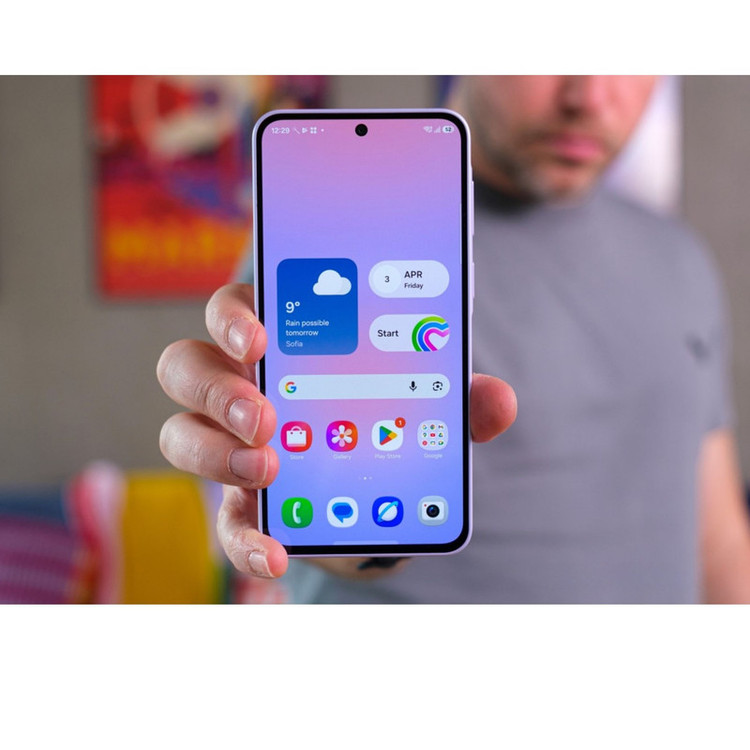 گوشی موبایل سامسونگ مدل Galaxy A37 دو سیمکارت ظرفیت 256 گیگابایت و رم 8 گیگابایت - ویتنام - به همراه یک عدد شارژر 45 وات سامسونگ، یک عدد کابل UBS-C به طول 1.8 متر، یک عدد کاور سیلیکونی و یک عدد محافظ صفحه نمایش